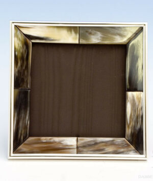 ded_cornice_corno_quadr