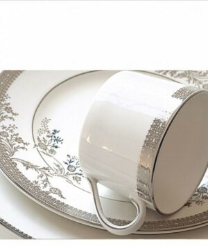 Vera Wang – Lace Platinum